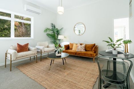 Photo of property in 15 Duppa Street, Berhampore, Wellington, 6023