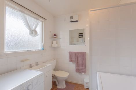 Photo of property in 70 Bamborough Street, Richmond, Invercargill, 9810