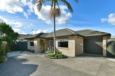 Photo of property in 29 Dan Tori Place, Orewa, 0931
