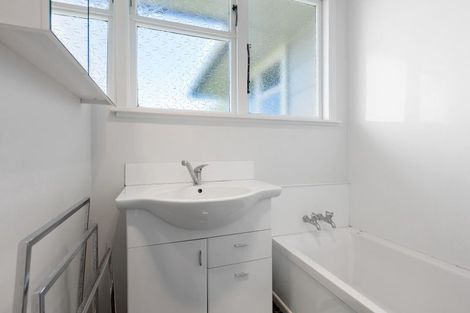 Photo of property in 84 Wrantage Street, Westown, New Plymouth, 4310