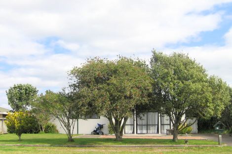 Photo of property in 30 Dickson Road, Papamoa Beach, Papamoa, 3118