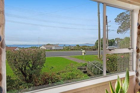 Photo of property in 50 Stanmore Bay Road, Stanmore Bay, Whangaparaoa, 0932