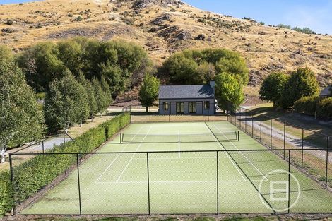 Photo of property in 26 Marshall Avenue, Lake Hayes, Queenstown, 9371