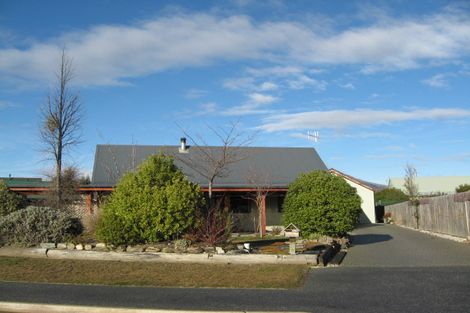 Photo of property in 12 Glengyle Way, Wanaka, 9305
