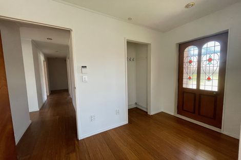 Photo of property in 12 Bosnyak Drive, Te Atatu South, Auckland, 0610