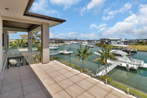 Photo of property in 12 Rauiri Drive, One Tree Point, 0118