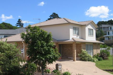 Photo of property in 1 Landvale Court, Browns Bay, Auckland, 0630