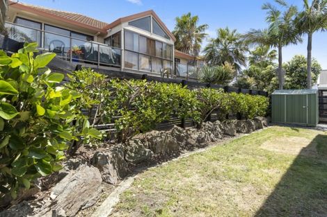 Photo of property in 1044a Papamoa Beach Road, Papamoa Beach, Papamoa, 3118