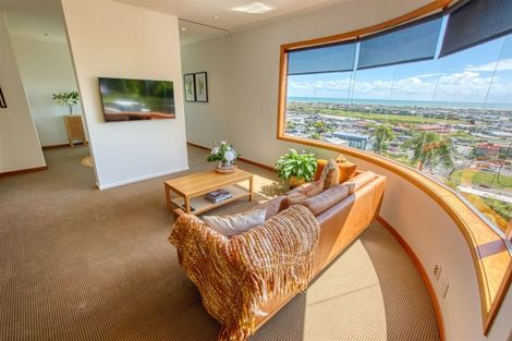 Photo of property in 41 Puketahi Street, Greymouth, 7805