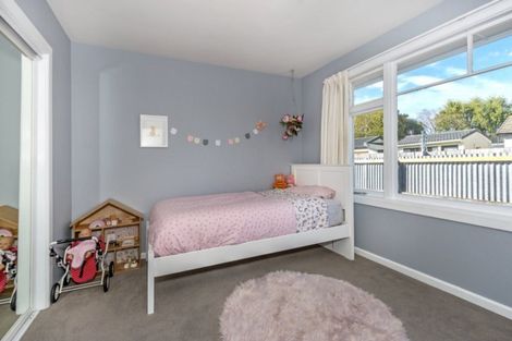 Photo of property in 1/66 Cutts Road, Russley, Christchurch, 8042