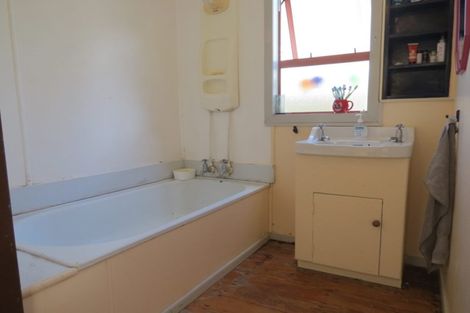 Photo of property in 205 Hauraki Road, Coromandel, 3506