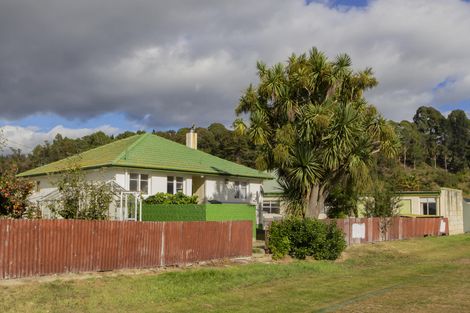 Photo of property in 15 Kent Street, Oamaru North, Oamaru, 9400