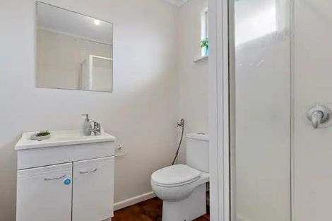Photo of property in 2/33 Kitchener Road, Sandringham, Auckland, 1025
