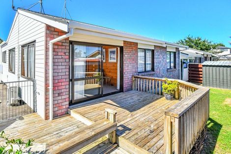 Photo of property in 1/29 Beach Road, Pahurehure, Papakura, 2113