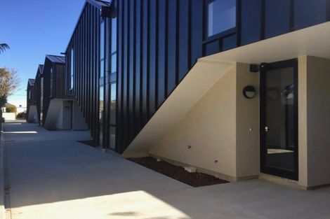 Photo of property in 1/54 Geraldine Street, Edgeware, Christchurch, 8013