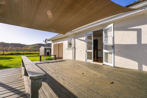 Photo of property in 3 Nicks Head Station Road, Muriwai, Gisborne, 4072