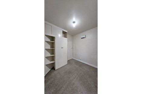 Photo of property in 1/13 Garden Road, Northland, Wellington, 6012