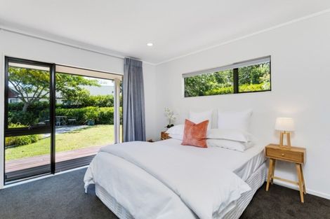 Photo of property in 18 The Close, Greenhithe, Auckland, 0632