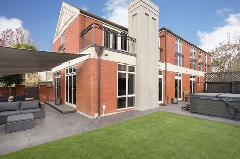 Photo of property in 45 Wroxton Terrace, Merivale, Christchurch, 8014