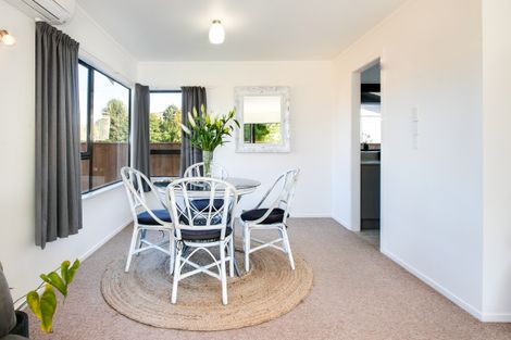 Photo of property in 15 Gillies Crescent, Waimarama, Havelock North, 4294