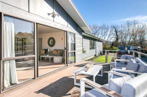 Photo of property in 15 Gillies Crescent, Waimarama, Havelock North, 4294