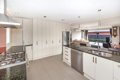 Photo of property in 12 Holbrook Way, Westmorland, Christchurch, 8025