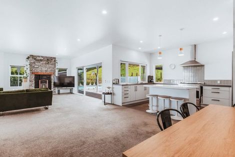 Photo of property in 40 Grant Road, Kinloch, Taupo, 3385