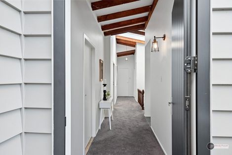 Photo of property in 4a Banksia Grove, Maungaraki, Lower Hutt, 5010