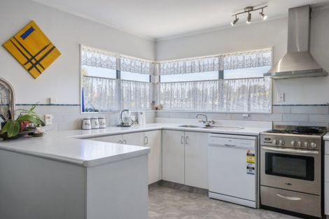 Photo of property in 22 Kiddle Drive, Hilltop, Taupo, 3330