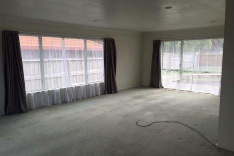 Photo of property in 12 Keywella Drive, Conifer Grove, Takanini, 2112