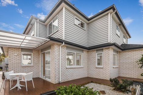 Photo of property in 2 Caldwell Place, Pinehill, Auckland, 0632