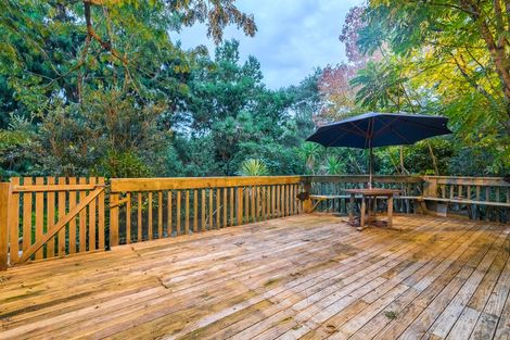 Photo of property in 201 Godley Road, Titirangi, Auckland, 0604