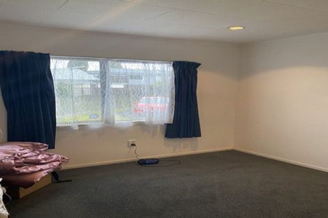 Photo of property in 44 Sandwich Road, St Andrews, Hamilton, 3200