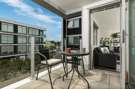 Photo of property in 205/25 Bute Road, Browns Bay, Auckland, 0630
