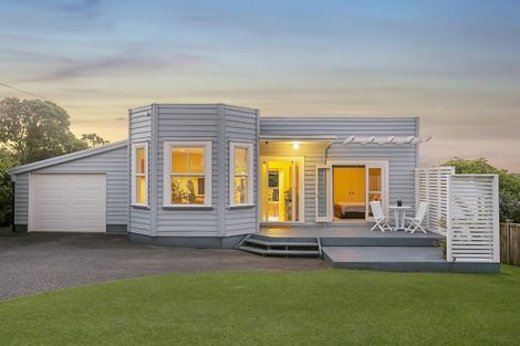 Photo of property in 80 Verbena Road, Birkdale, Auckland, 0626