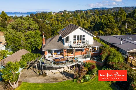 Photo of property in 24 Arama Avenue, Titirangi, Auckland, 0604