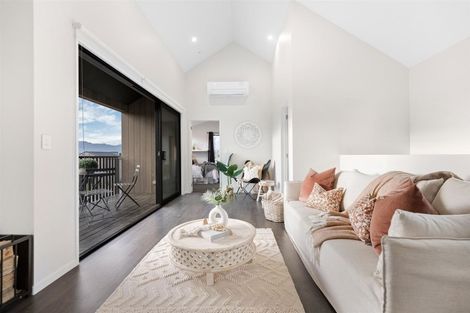 Photo of property in 21 Soudley Court, Jacks Point, Queenstown, 9371