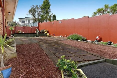 Photo of property in 3/2 Routley Drive, Glen Eden, Auckland, 0602