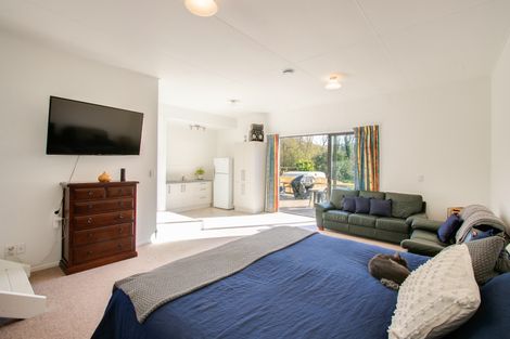 Photo of property in 15 Gillies Crescent, Waimarama, Havelock North, 4294