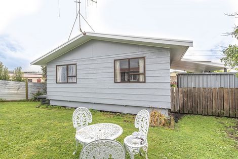 Photo of property in 56 Puriri Street, Gonville, Whanganui, 4501