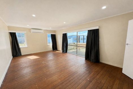 Photo of property in 9 Surrey Street, Manurewa, Auckland, 2102