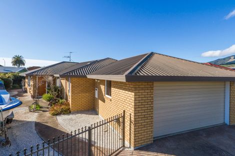 Photo of property in 24 Coleridge Place, Stoke, Nelson, 7011