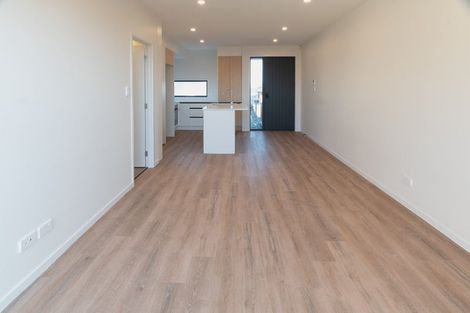 Photo of property in 20 Clay Works Lane, New Lynn, 0600