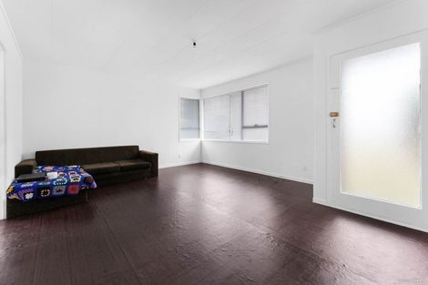 Photo of property in 8 Vetori Place, Clover Park, Auckland, 2023