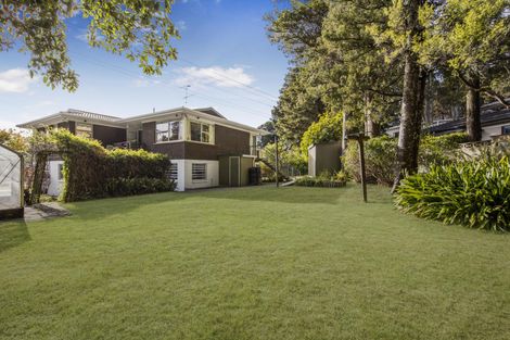 Photo of property in 43 Kelvyn Grove, Hillpark, Auckland, 2102