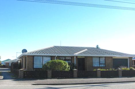 Photo of property in 70 Shakespeare Street, Greymouth, 7805