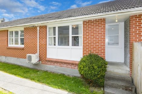 Photo of property in 2/29 Hillside Drive, Maoribank, Upper Hutt, 5018