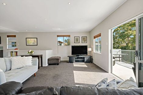 Photo of property in 8 Carina Crescent, Torbay, Auckland, 0630