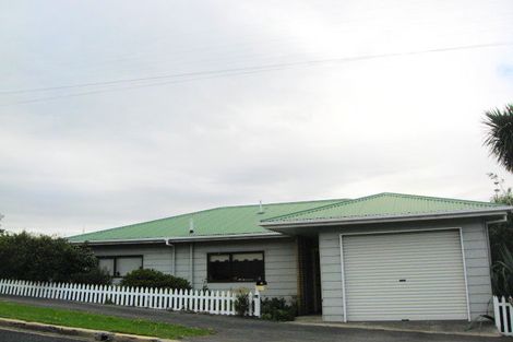 Photo of property in 14 Ryehill Street, Calton Hill, Dunedin, 9012