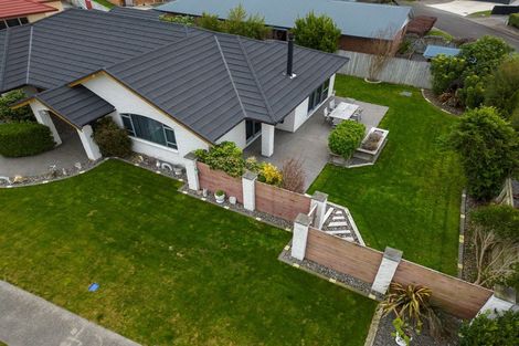 Photo of property in 7 Barry Curtis Place, Levin, 5510